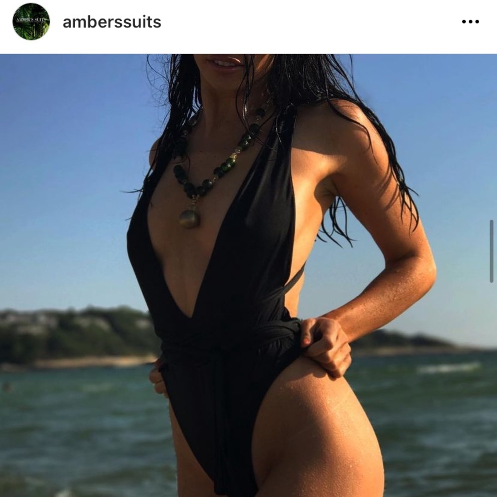 Ambers Suits One Piece Bathing Suit Large